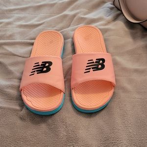 NEW BALANCE FLIP FLOPS